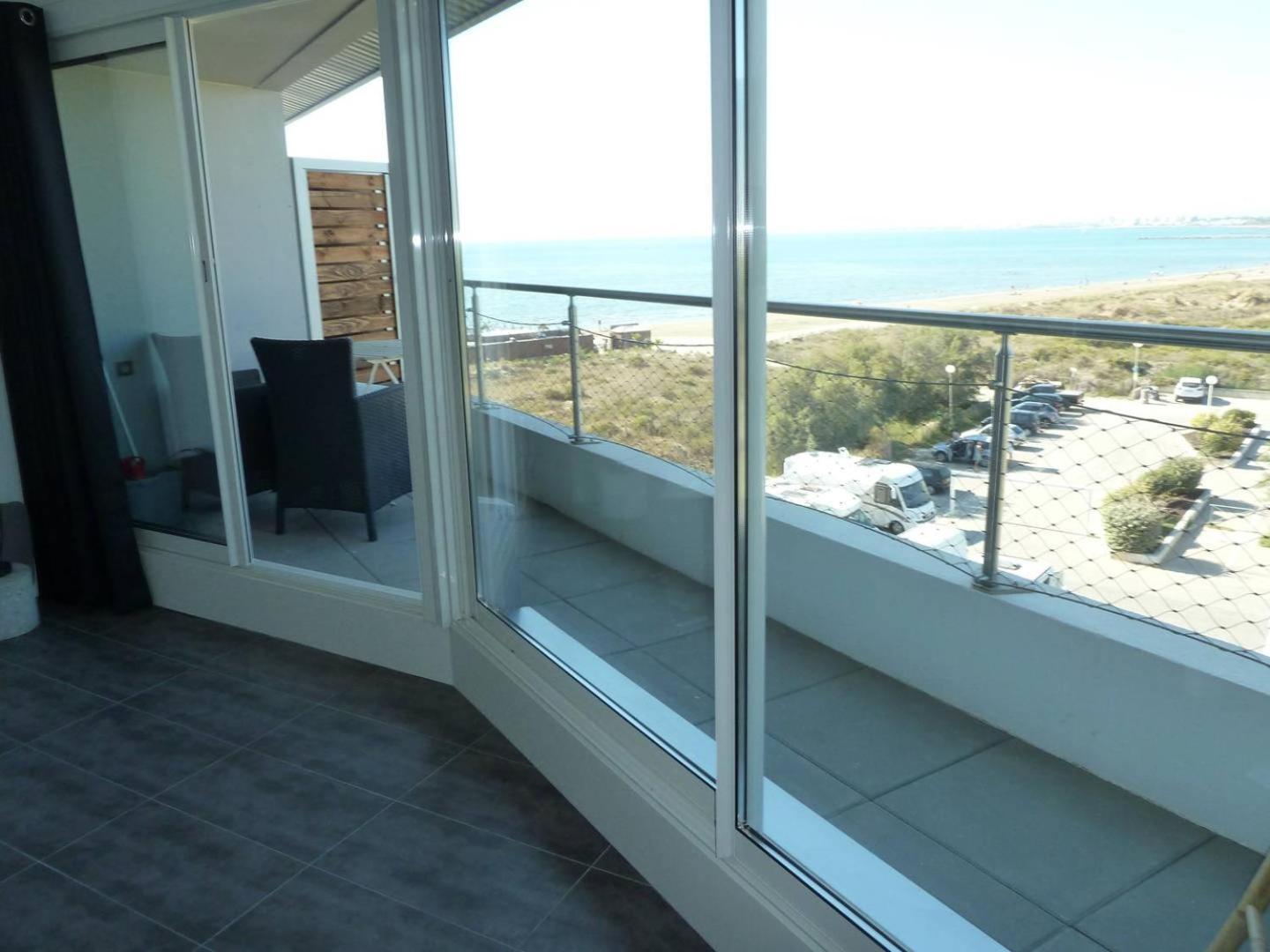 AS14629 - P2 Mezzanine avec vue mer latérale, dans une résidence sur plage avec parking privé Le Grau-du-Roi Exterior foto